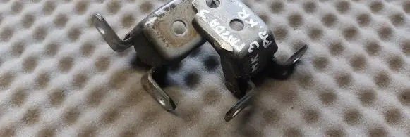 Mazda 3 III Front door hinge set 