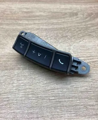 BMW 7 E65 E66 Steering wheel buttons/switches 6911585 03746700