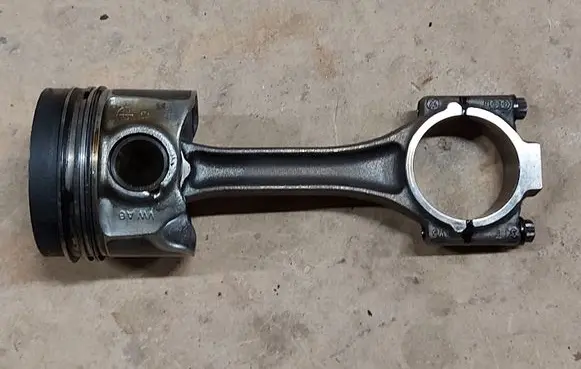 Skoda Octavia Mk3 (5E) Connecting rod/conrod 