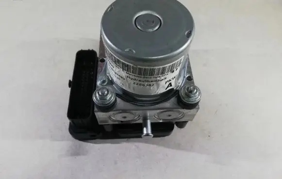 Mercedes-Benz A W177 ABS Pump A1779007905
