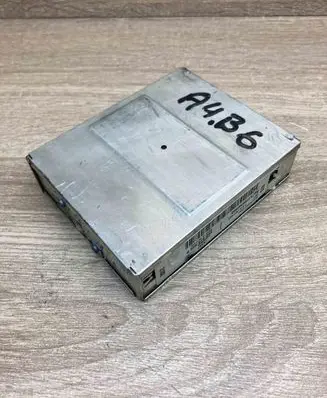 Audi A4 S4 B6 8E 8H GPS navigation control unit/module 8E0919895B 7612001047