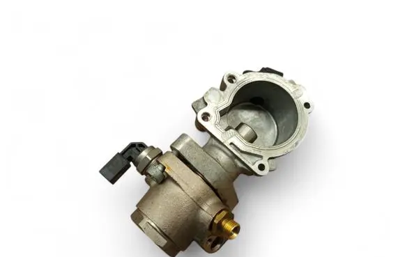 Audi Q7 4M Fuel injection high pressure pump 06E103535D