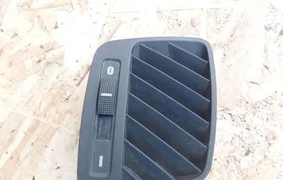 Audi A6 S6 C5 4B Dashboard side air vent grill/cover trim 4B0819793