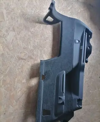 Trunk/boot side trim panel