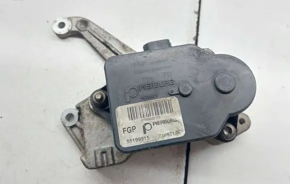 Opel Vectra C Intake manifold valve actuator/motor 55199915 31040602370