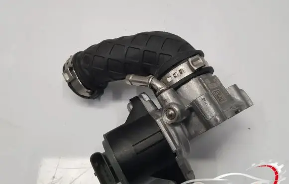Mercedes-Benz C W205 EGR thermostat 