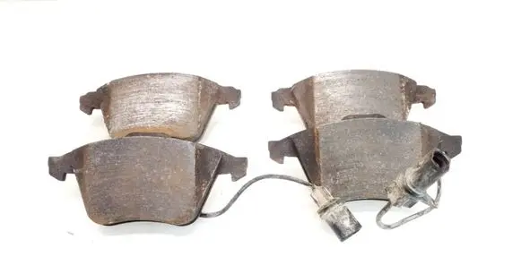 Audi A6 S6 C6 4F Brake pads (front) 
