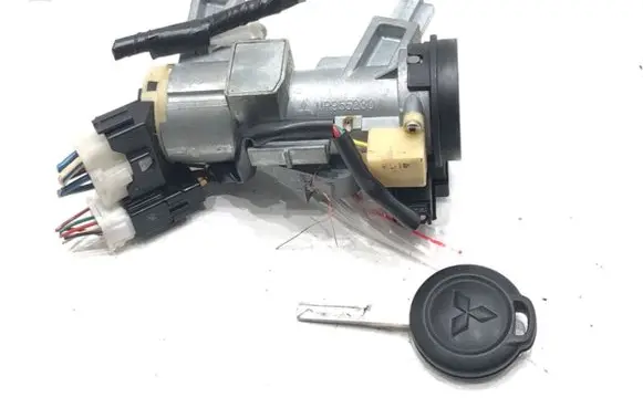 Mitsubishi Colt Ignition lock MR955230