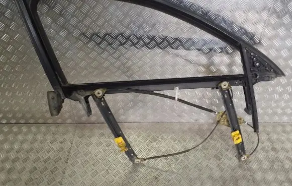 Audi A6 Allroad C6 Front door coupe window/glass frame 