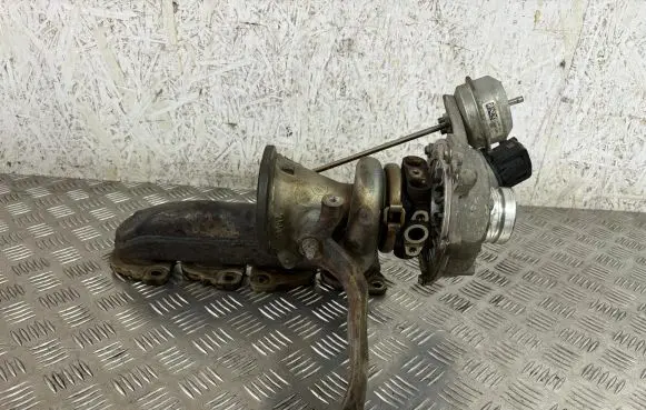 Mercedes-Benz C W205 Turbo A2740903580