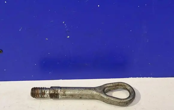 Mercedes-Benz C W205 Towing hook eye 