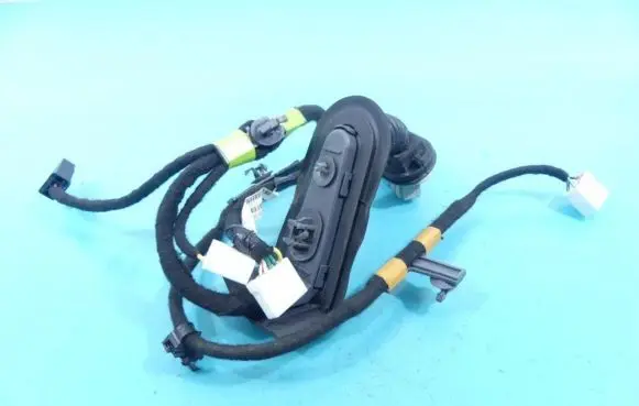 Mazda 3 III Rear door wiring loom BJS7-67-210 IMPRK1120590