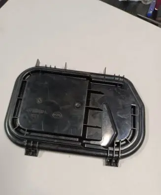 Audi A6 S6 C6 4F Headlight/headlamp dust cover 