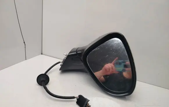 Opel Zafira C Front door electric wing mirror 15D11