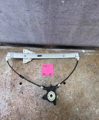 Mazda 6 Front door manual window regulator 