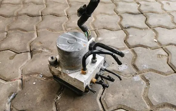 Peugeot 508 ABS Pump 0265952141