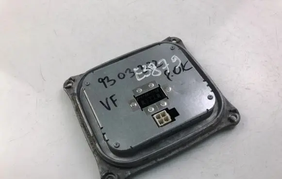 BMW 3 E90 E91 Xenon control unit/module 1307329193