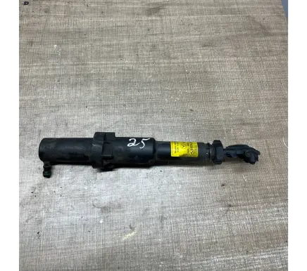 Mercedes-Benz S W220 Headlight washer spray nozzle A2208601347 18072003 1307030135