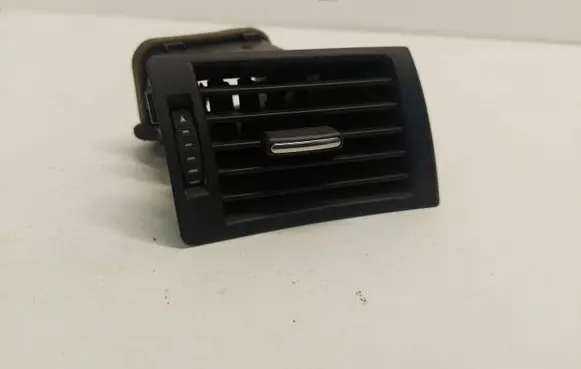 Audi A4 S4 B6 8E 8H Dashboard side air vent grill/cover trim 8E0820902F 3C0830601 16117815