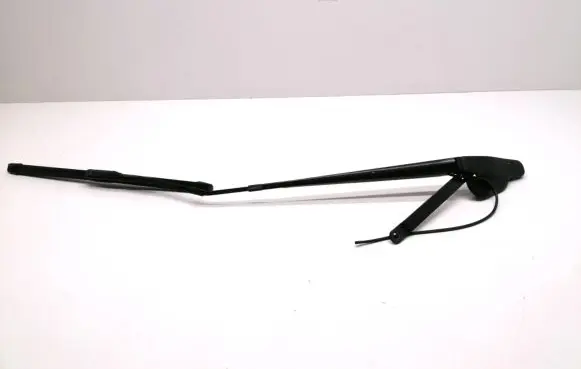 Tesla Model X Front wiper blade arm 1046670-00-B