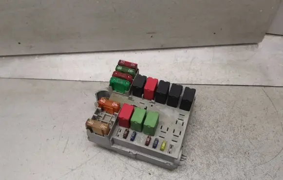 Citroen Jumper Fuse module 1329370080