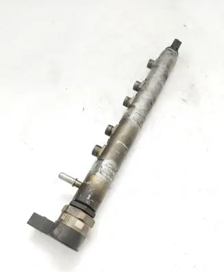 BMW 3 E92 E93 Fuel main line pipe 779788201 0445214337 0281002970