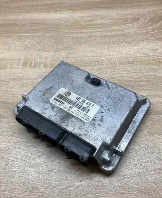 Volkswagen PASSAT B5 Engine control unit/module ECU 038906018P 0281001720