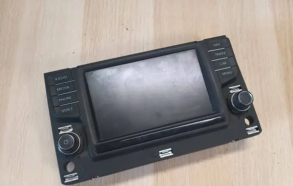 Volkswagen Polo V 6R Screen/display/small screen 3G0919605D