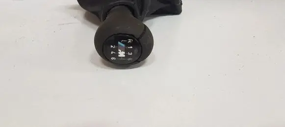 BMW 5 F10 F11 Gear shifter/selector 7592422
