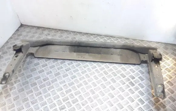 Volvo XC90 Front bumper skid plate/under tray 