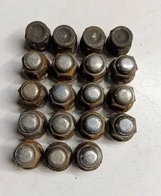 Hyundai i30 Nuts/bolts 02D65WA4