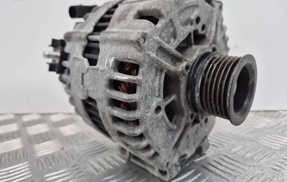Mercedes-Benz S W221 Generator/alternator 0121813101