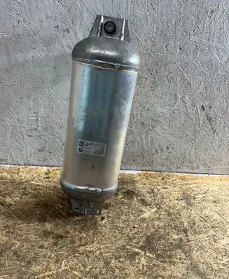 BMW X7 G07 Air suspension tank/reservoir 6878492