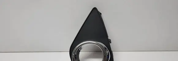 Toyota Yaris Front fog light trim/grill 814820D270