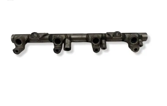 Audi RS4 B7 Fuel main line pipe 079133316E