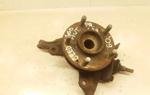 KIA Ceed Front wheel hub spindle knuckle