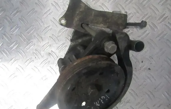 Mazda 626 Power steering pump