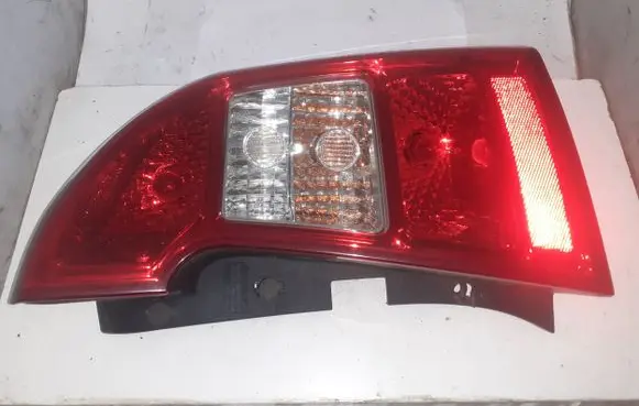 KIA Carens III Rear/tail lights 924021D0R 92402100R