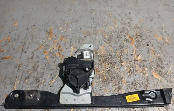 Peugeot 508 Front door window regulator with motor 9688808280