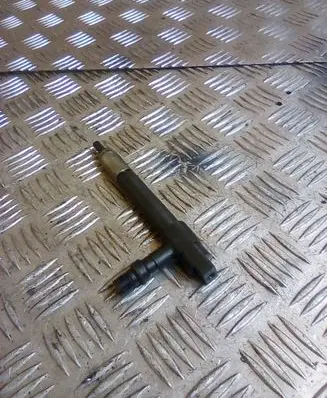 Mazda Premacy Fuel injector