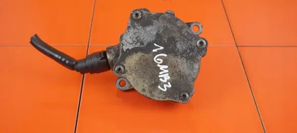 Mercedes-Benz Sprinter W906 Vacuum pump 646985