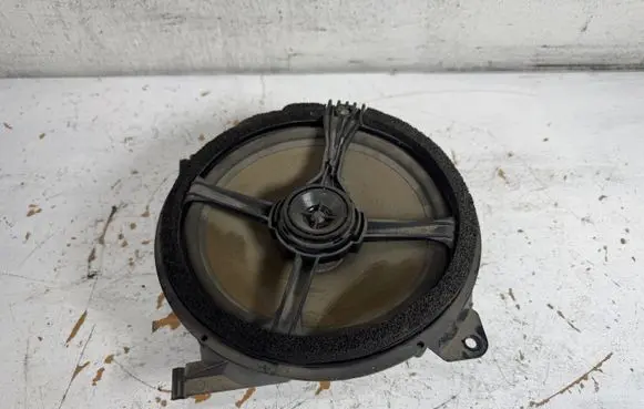 Volvo S60 Parcel shelf speaker 8633574