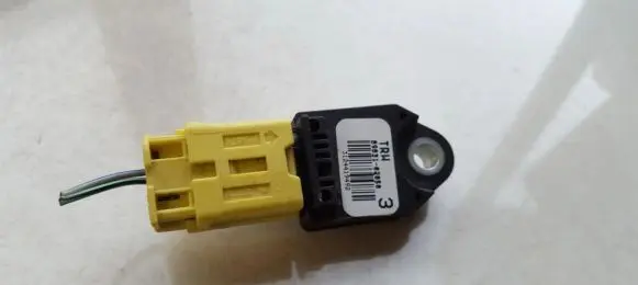 Toyota Corolla E120 E130 Airbag control unit/module 8983102050 89831-02050
