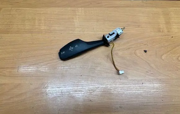 BMW 5 F10 F11 Indicator stalk