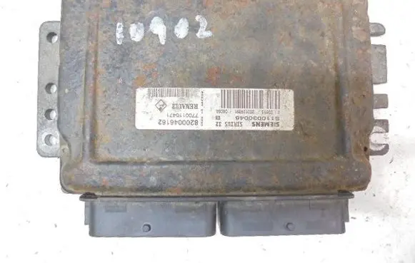 Renault Megane I Engine control unit/module ECU 8200046162
