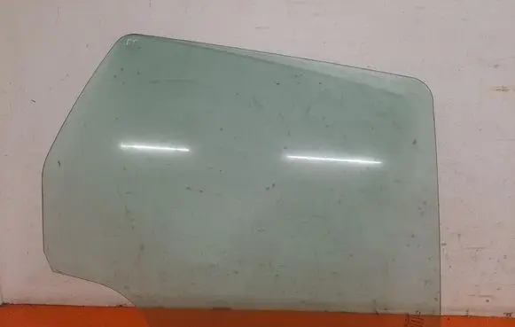Peugeot 308 Rear door window glass