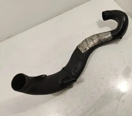 Citroen C5 Intercooler hose/pipe 9639667580