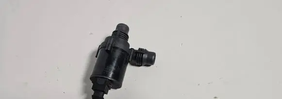 BMW 5 E60 E61 Electric auxiliary coolant/water pump 10378515 70207802 6910755