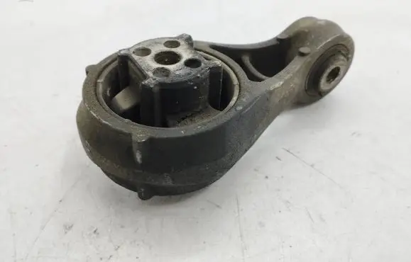 Mini Cooper Countryman R60 Gearbox mount XG2867100