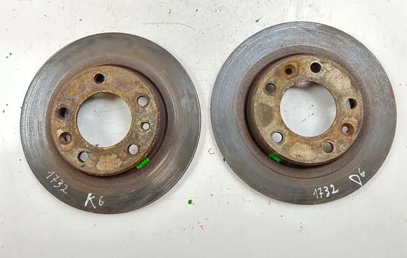Peugeot 308 Rear brake disc 